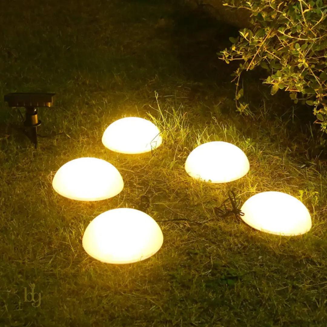 Luminária Solar de Jardim LED LuminaStar - Iluminação Decorativa 5 em 1 para Áreas Externas