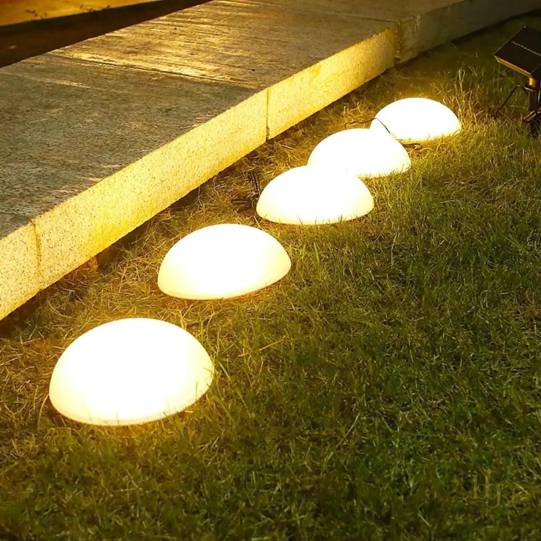Luminária Solar de Jardim LED LuminaStar - Iluminação Decorativa 5 em 1 para Áreas Externas