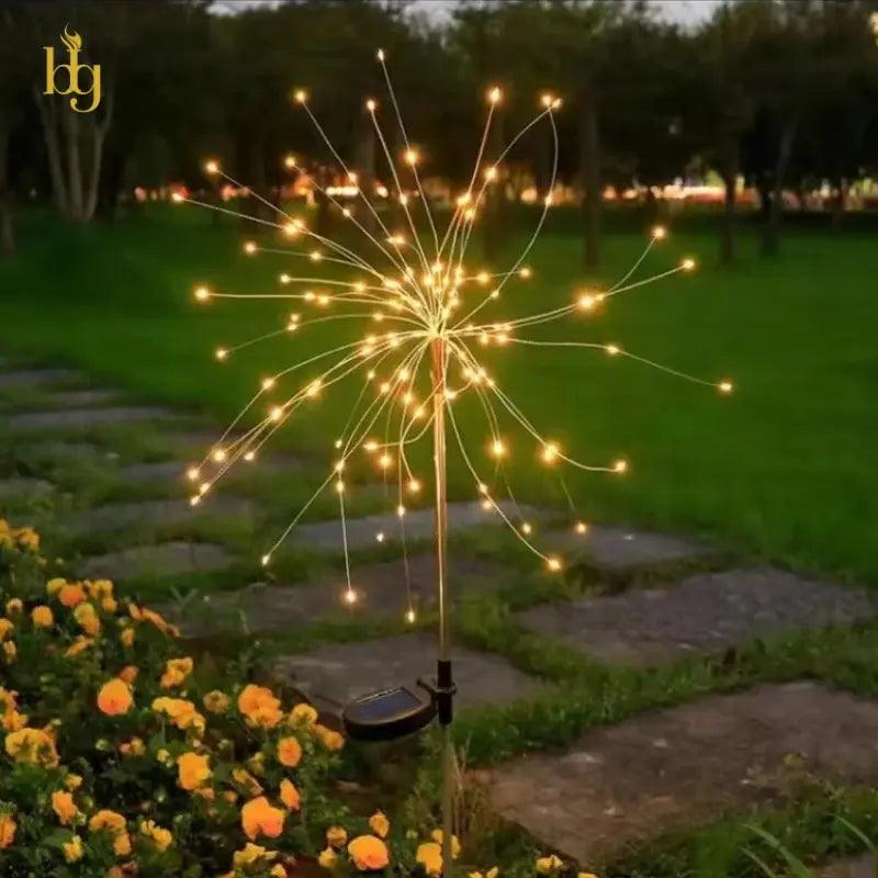 Luminária Solar para Jardim Fogos de Artifício Bigstock