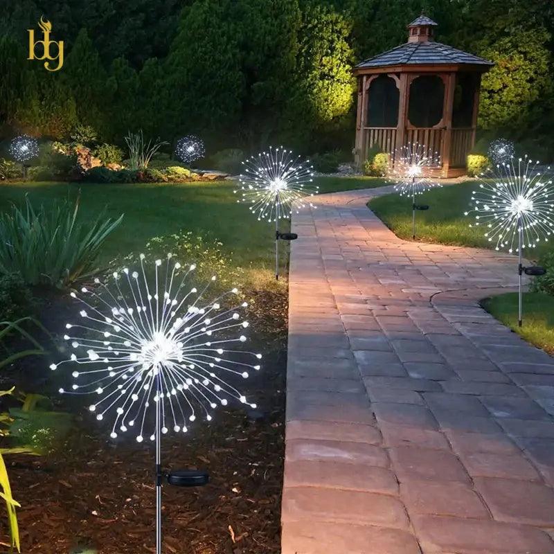 Luminária Solar para Jardim Fogos de Artifício Bigstock