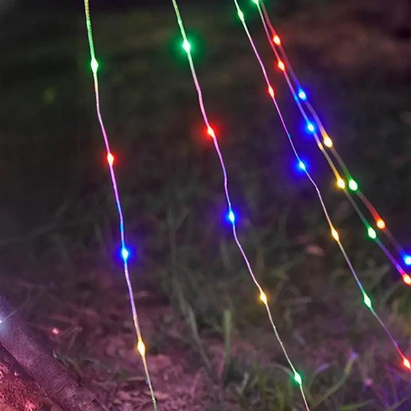 Luzes de Natal LED em Cascata com Estrela Bigstock