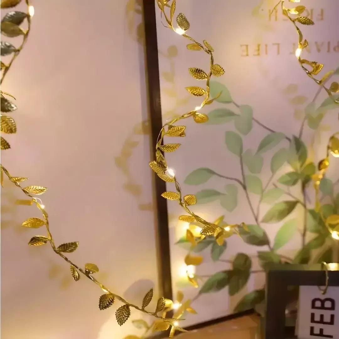 Planta Artificial Folhas de Ouro com Luz de Led para Decoração Bigstock